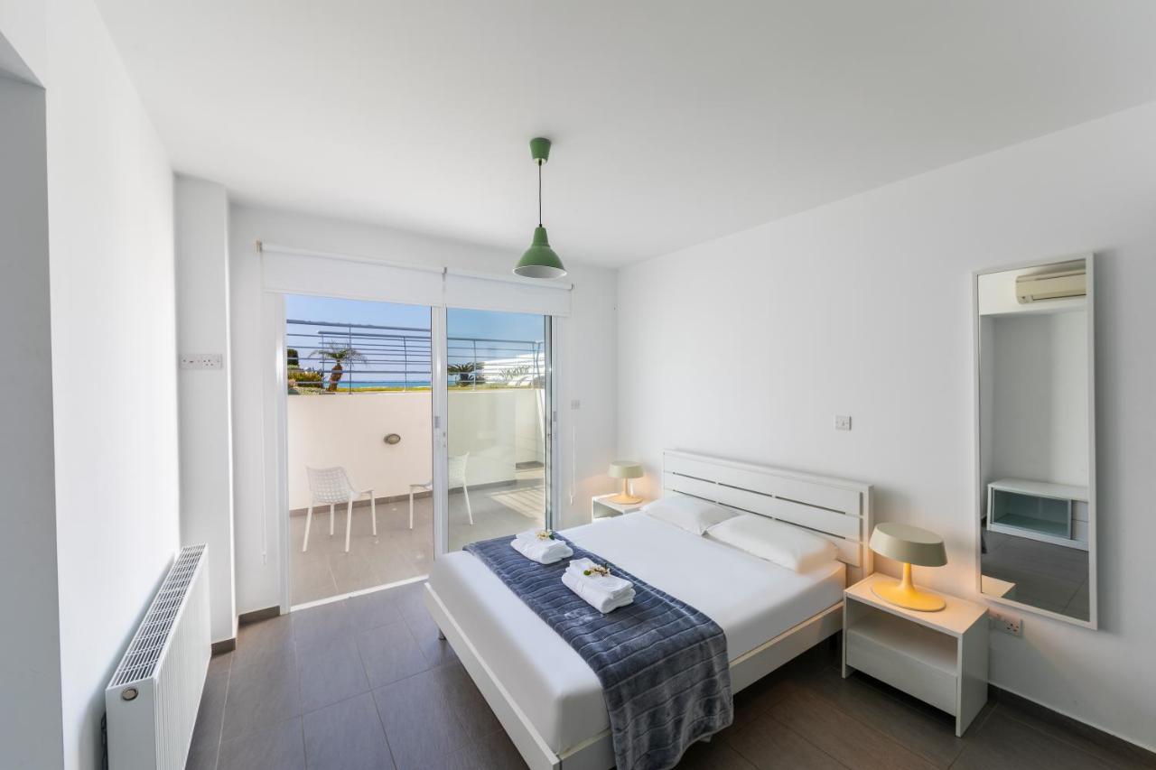 Blue Coral Beach Villas Three Exclusive Villas - Poseidon - Nautilus - Oceanos - And - Baby Coral Bungalow Корал-Бэй Экстерьер фото