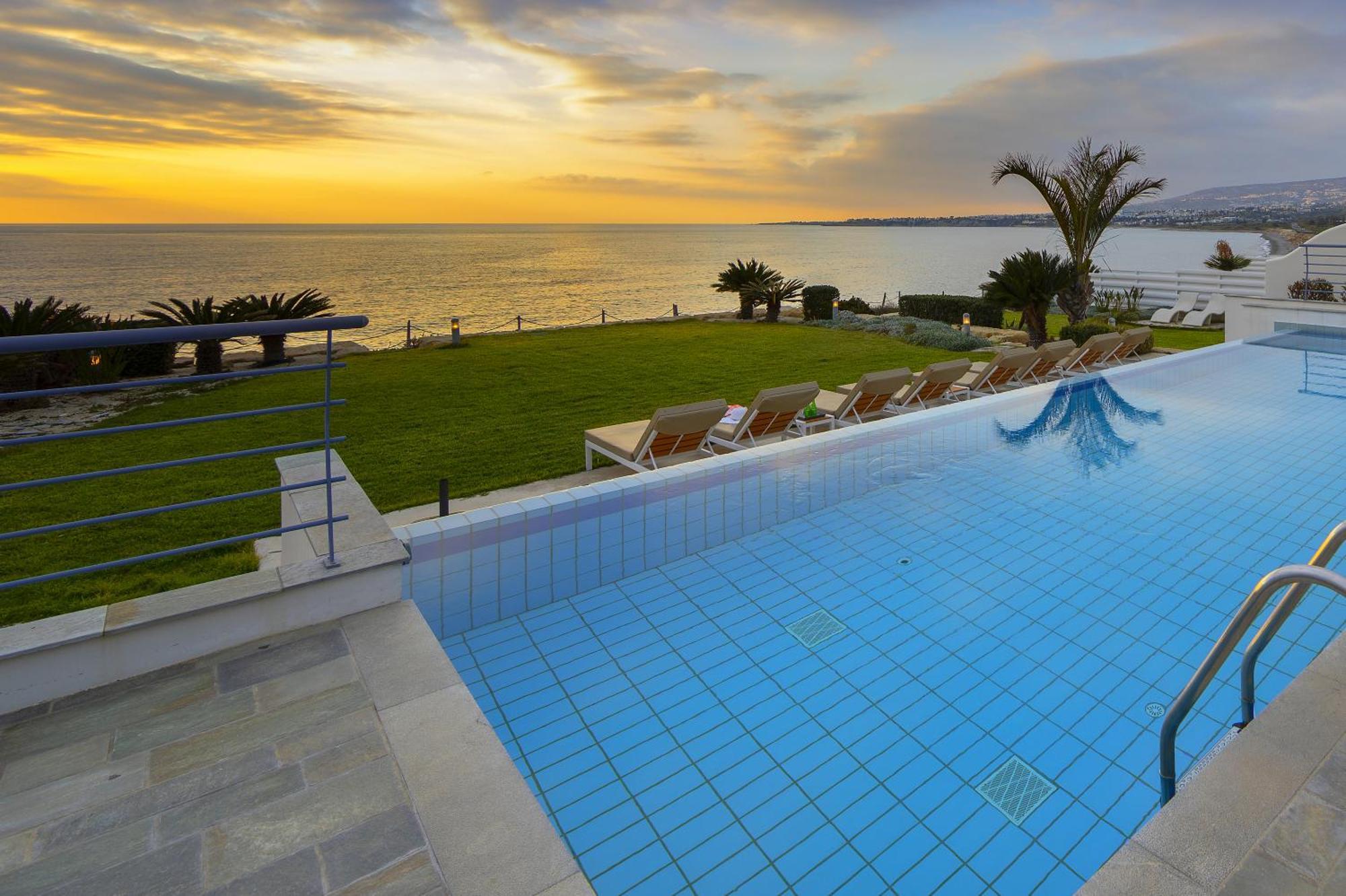 Blue Coral Beach Villas Three Exclusive Villas - Poseidon - Nautilus - Oceanos - And - Baby Coral Bungalow Корал-Бэй Экстерьер фото
